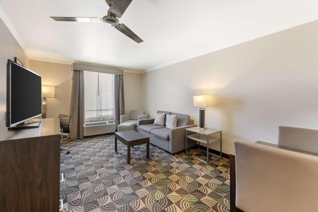 Best Western Plus Country Park Hotel Tehachapi Quarto foto